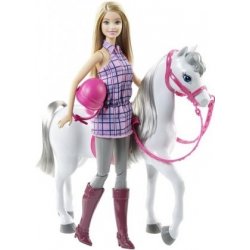 Mattel Barbie panenka s koňem DHB68